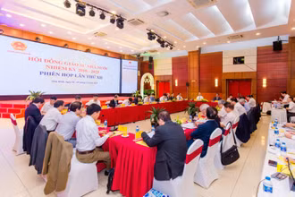 Họp xét công nhận đạt chuẩn giáo sư, phó giáo sư năm 2023 của Hội đồng Giáo sư Nhà nước.