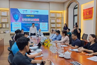Quang cảnh họp báo giới thiệu “Hội thảo và Triển lãm An toàn thông tin khu vực phía nam năm 2024”.