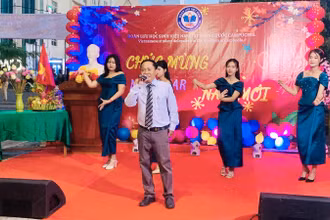 Biểu diễn văn nghệ tại liên hoan Tết Sinh viên- Chào năm mới Xuân Ất Tỵ 2025. (Ảnh: HUY VŨ)
