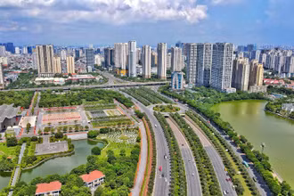 Tuyến đường sắt đô thị số 5 (Văn Cao-Hòa Lạc) sau khi hoàn thành sẽ kết nối khu vực trung tâm thành phố Hà Nội và đô thị vệ tinh Hòa Lạc.(Ảnh: Lê Khánh)