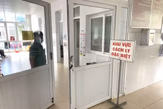 Khu vực cách ly điều trị bệnh nhân mắc Covid-19 nặng tại Bệnh viện đa khoa vùng Tây Nguyên.
