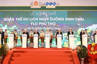 Hình ảnh tại lễ động thổ khởi công Khu đô thị sinh thái và thể thao Việt Trì. 
