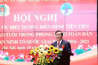 Đồng chí Nguyễn Thanh Bình, Chủ tịch Hội Người cao tuổi Việt Nam phát biểu khai mạc Hội nghị. 