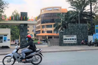 Trường đại học Đồng Nai.