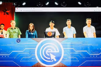 Hệ thống lựa chọn hóa đơn may mắn sáng 27/10 tại Cục Thuế Hải Phòng.