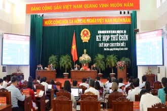 Quang cảnh Kỳ họp lần thứ 9 Hội đồng nhân dân tỉnh Phú Yên.
