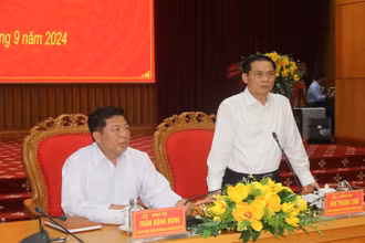 Phó Thủ tướng Chính phủ, Bộ trưởng Ngoại giao Bùi Thanh Sơn phát biểu ý kiến tại buổi làm việc với lãnh đạo tỉnh Cao Bằng.