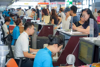Chặng Thành phố Hồ Chí Minh đi Hà Nội và Đà Nẵng những ngày cận Tết, tỷ lệ đặt chỗ nhiều chuyến bay đã đạt hơn 90%. 