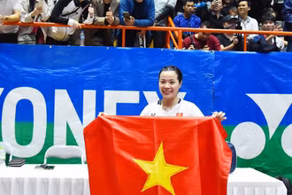 Nguyễn Thùy Linh vô địch đơn nữ giải cầu lông quốc tế Ciputra Hà Nội 2023. (Ảnh MỸ HÀ) 