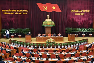 Quang cảnh Hội nghị lần thứ sáu Ban Chấp hành Trung ương Ðảng khóa XIII. (Ảnh ÐĂNG KHOA) 