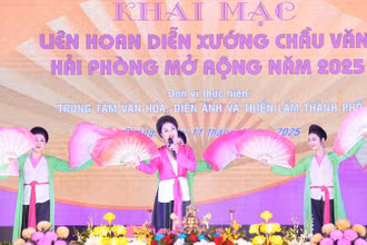 Khai mạc liên hoan diễn xướng chầu văn Hải Phòng mở rộng 2025.