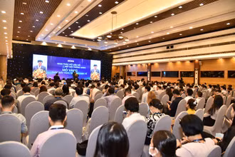 Toàn cảnh Diễn đàn Chuyển đổi số Việt Nam năm 2023.