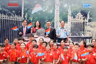 Đồng chí Võ Thị Ánh Xuân, Ủy viên Trung ương Đảng, Phó Chủ tịch nước đánh giá Đợt thông tin đặc biệt của Báo Nhân Dân nhân kỷ niệm 50 năm Ngày Giải phóng miền nam, thống nhất đất nước sẽ là hoạt động có ý nghĩa chính trị-xã hội sâu sắc.