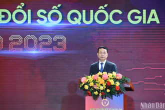 Bộ trưởng Thông tin và Truyền thông Nguyễn Mạnh Hùng phát biểu trong Ngày Chuyển đổi số quốc gia 10/10.