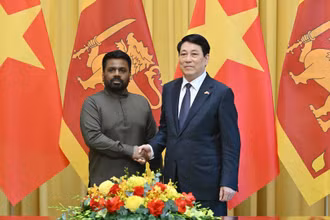 Chủ tịch nước Lương Cường và Tổng thống Sri Lanka Anura Kumara Dissanayaka.