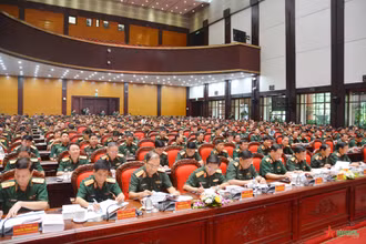 Lãnh đạo Bộ Quốc phòng tham gia hội nghị.
