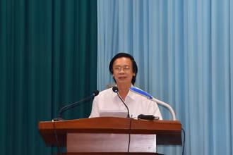Lãnh đạo Tỉnh ủy Tiền Giang chủ trì hội nghị.