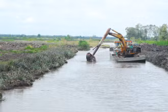 Thủy lợi là một trong những yếu tố quyết định đến thắng lợi trong khai hóa vùng Đồng Tháp Mười.