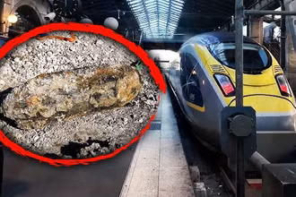[Video] Đường sắt ở Paris, Pháp tê liệt do bom sót lại từ Chiến tranh Thế giới thứ 2