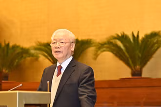 Nỗ lực phấn đấu, học tập và rèn luyện, không ngừng làm theo tư tưởng, đạo đức và phong cách của Chủ tịch Hồ Chí Minh
