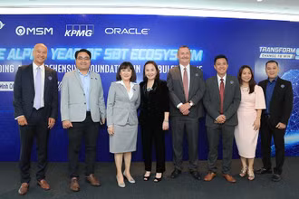 Lãnh đạo cấp cao của SBT, KPMG, Oracle, MsM tại sự kiện