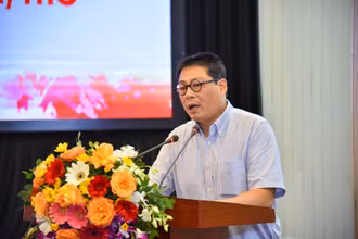 Văn Cao – Cách mạng và cách mạng thơ