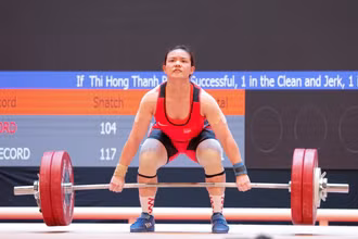 Nữ đô cử Phạm Thị Hồng Thanh từng thiết lập ba kỷ lục đại hội tại SEA Games 31. (Ảnh: TTXVN)