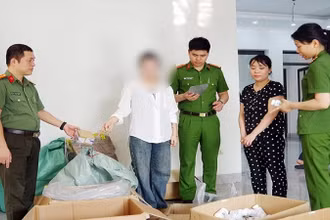 [Video] Phát hiện và mở rộng điều tra hai đường dây làm giả thuốc đông y, quảng cáo rầm rộ trên mạng xã hội