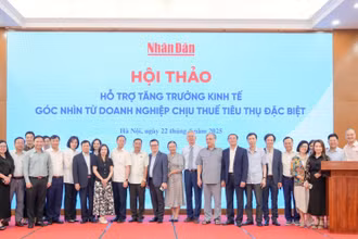 Hội thảo "Hỗ trợ tăng trưởng kinh tế - Góc nhìn từ doanh nghiệp chịu thuế tiêu thụ đặc biệt". (Ảnh: THẾ ĐẠI)