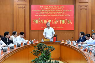 Tổng Bí thư Tô Lâm chủ trì Phiên họp lần thứ ba về tổng kết việc thực hiện Nghị quyết số 18-NQ/TW.