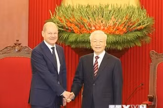 Tổng Bí thư Nguyễn Phú Trọng tiếp Thủ tướng Đức Olaf Scholz thăm chính thức Việt Nam. (Ảnh: Trí Dũng/TTXVN)