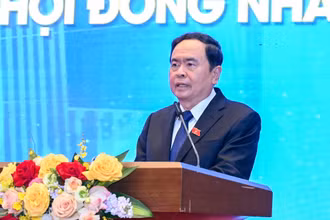 Phó Chủ tịch Thường trực Quốc hội Trần Thanh Mẫn phát biểu chỉ đạo tại lễ phát động. 