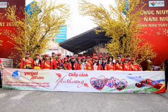 Vietjet tổ chức 2 chuyến bay miễn phí đưa công nhân về quê ăn Tết 