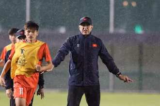 Đội tuyển bóng đá U17 Việt Nam tập luyện chuẩn bị cho các trận đấu tại vòng chung kết Giải vô địch bóng đá trẻ U17 châu Á 2025 (Ảnh VFF).