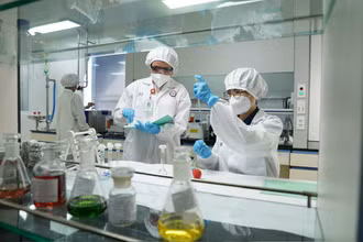 Những năm qua, hoạt động kiểm tra chất lượng thuốc luôn được cơ quan quản lý và doanh nghiệp ưu tiên.