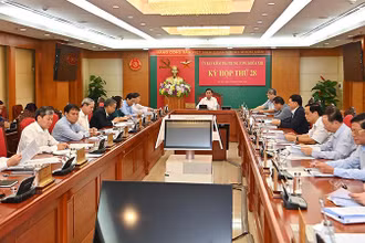 Tại Kỳ họp 28, Ủy ban Kiểm tra Trung ương quyết định thi hành kỷ luật Cảnh cáo Ban cán sự đảng UBND tỉnh Lào Cai nhiệm kỳ 2011 - 2016; đề nghị Bộ Chính trị, Ban Bí thư xem xét, thi hành kỷ luật một số đảng viên vi phạm. (Ảnh: DUY LINH)