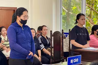 Bị cáo Chu Uyển Vân tại phiên xử. (Ảnh: TTXVN)