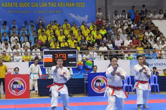 Gần 850 vận động viên tham gia giải vô địch các Câu lạc bộ karate quốc gia lần thứ XXII năm 2022 tại thành phố Tuy Hòa, tỉnh Phú Yên.