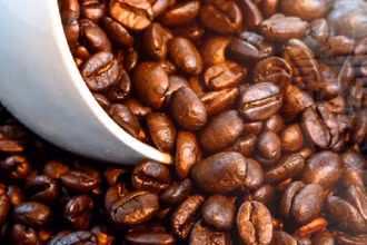 Tồn kho giảm làm gia tăng lo ngại thiếu hụt nguồn cung, giá cà-phê Robusta tăng trở lại