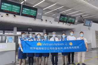 Khôi phục đường bay giữa Thành phố Hồ Chí Minh và Hàng Châu (Trung Quốc). 