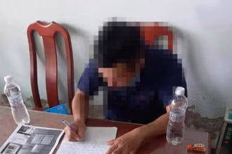 Ông D. viết cam kết không tái phạm hành vi đăng tải, tuyên truyền các nội dung mê tín, dị đoan.