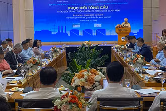 Quang cảnh tọa đàm.