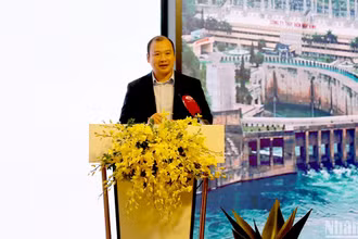 Phó Giáo sư, Tiến sĩ Lê Hải Bình, Ủy viên dự khuyết Trung ương Đảng, Phó Trưởng ban Tuyên giáo Trung ương, Phó Trưởng ban Thường trực Ban Chỉ đạo công tác thông tin đối ngoại Trung ương phát biểu tại Hội nghị. (Ảnh: Hải Đăng)