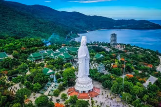 Chùa Linh Ứng, Đà Nẵng. 