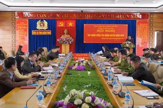 Toàn cảnh hội nghị