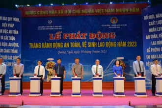 Lãnh đạo tỉnh Quảng Ngãi và các sở, ngành, địa phương, doanh nghiệp phát động Tháng hành động An toàn, vệ sinh lao động năm 2023. 