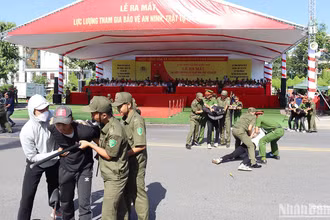 Diễn tập thực binh tình huống tổ chức đánh nhau gây thương tích, gây mất an ninh trật tự có sự tham gia của lực lượng bảo vệ an ninh, trật tự ở cơ sở. 
