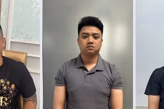 Các bị can Phan Võ Nhật Huy, Đỗ Tấn Rin và Lê Viết Nam. (Ảnh Công an cung cấp)