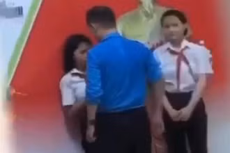 Hình ảnh vụ việc được cắt từ đoạn video đăng tải trên mạng xã hội sáng 11/4.