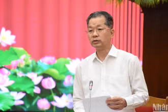 Đồng chí Nguyễn Văn Quảng, Ủy viên Ban Chấp hành Trung ương Đảng, Bí thư Thành ủy Đà Nẵng, Trưởng Đoàn đại biểu Quốc hội đơn vị thành phố Đà Nẵng làm Trưởng Ban Chỉ đạo sắp xếp, sáp nhập đơn vị hành chính tỉnh Quảng Nam và thành phố Đà Nẵng. (Ảnh: ANH ĐÀO)